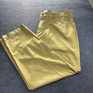Nike Men's Light Yellow Chinos